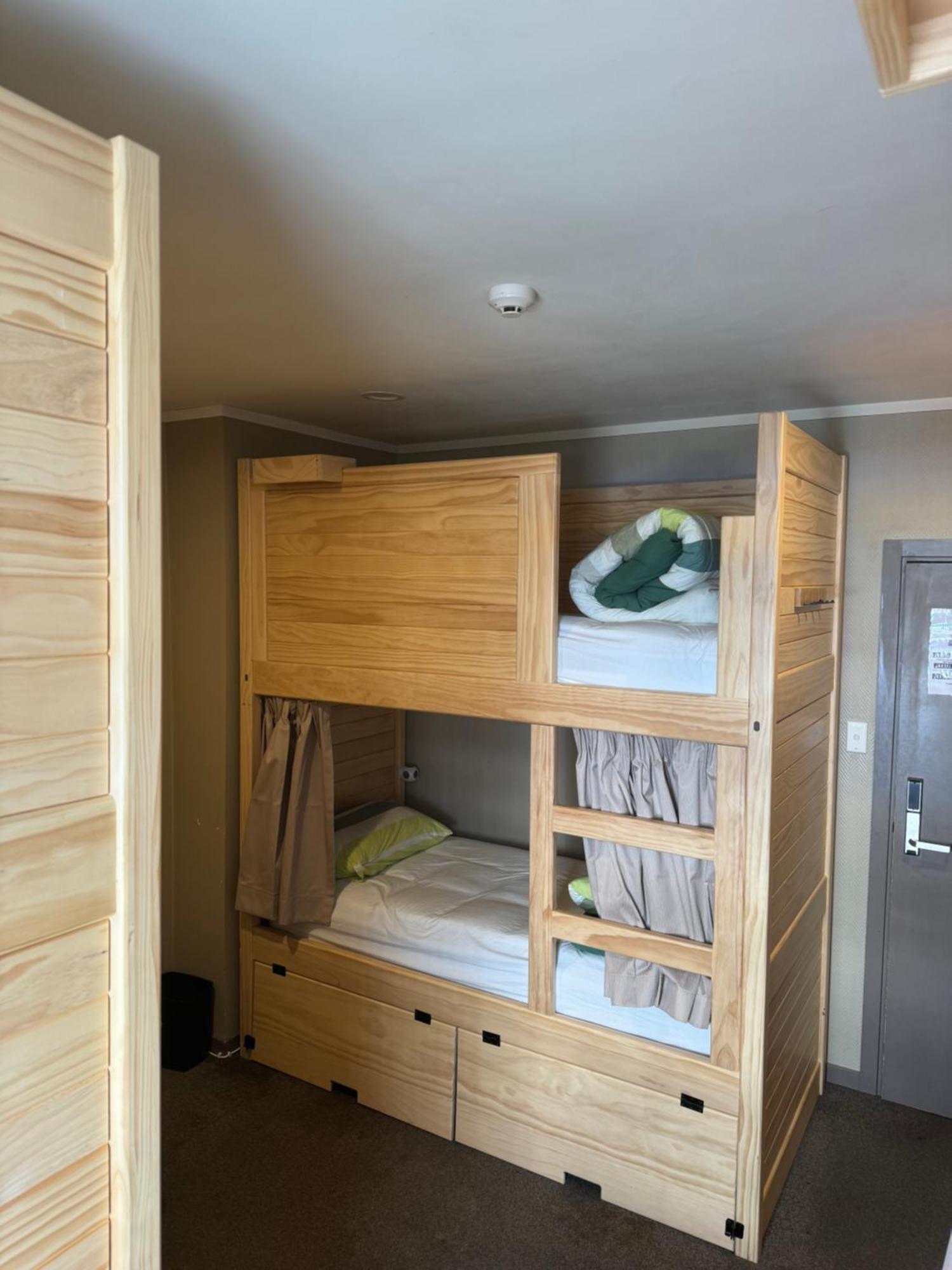 Bed in 6-Bed Mixed Dormitory Room